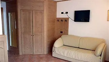 Hotel Bucaneve Livigno 4*,